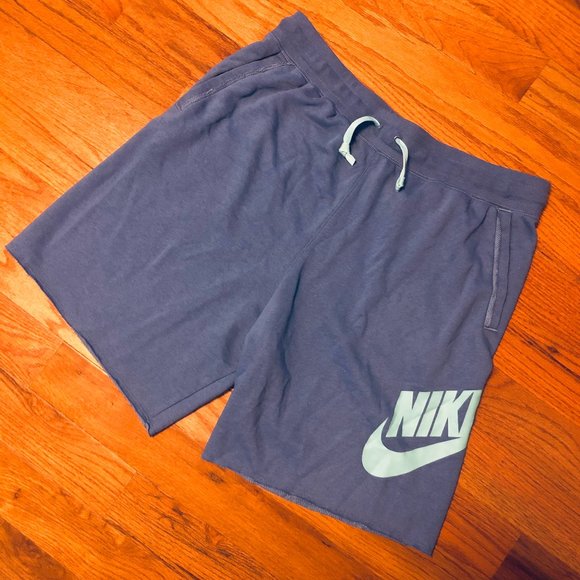 nike men's alumni fleece sweat shorts